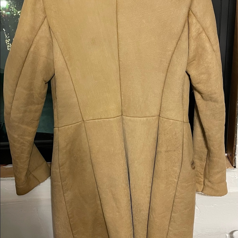 Size Small, Exquisite Color, Pristine Condition, … - image 2